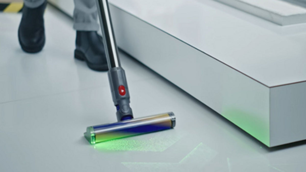 Dyson V15 Detect Total Clean Extra Cordless Vacuum - Yellow/Nickel